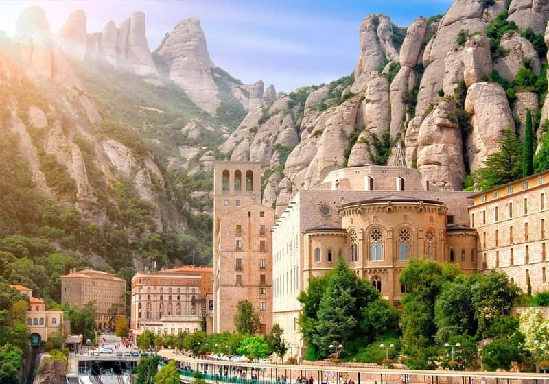 Barcelona: Montserrat Monastery and Natural Park Day Trip - Why Montserrat fits so well on a 6-hour schedule