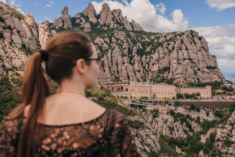 Barcelona: Montserrat Monastery and Natural Park Day Trip - Funicular and summit views: the ride you feel in your legs and eyes