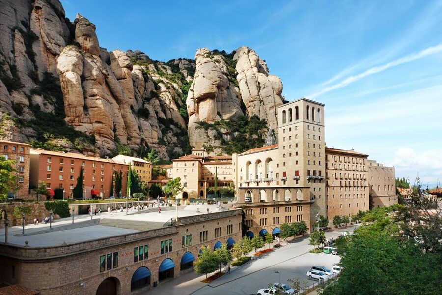 Barcelona: Montserrat Tour with Cog-Wheel & Black Madonna - Espai Audio visual Montserrat and liquor tasting: the senses part of the day