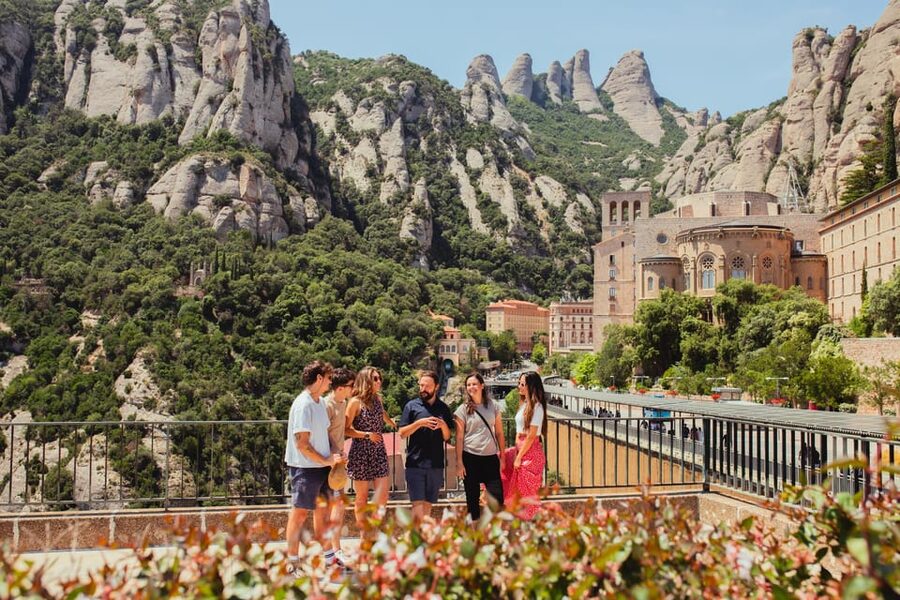 Barcelona: Montserrat with Winery, Lunch, and Train Options - Free time on Montserrat: how to spend it without rushing