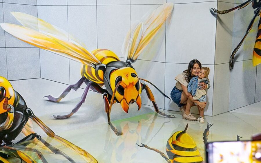 Barcelona: Museum of Illusions– Interactive & Fun Experience - Photo strategy that makes the illusions actually work