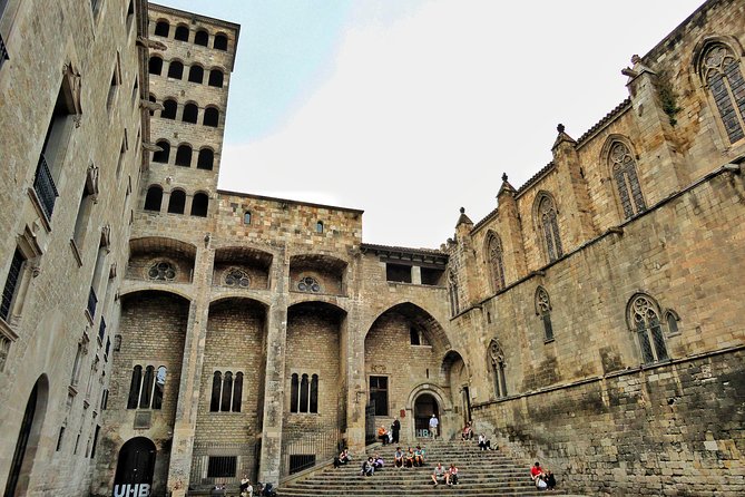 Barcelona Old Town & Gothic Quarter Small Group Tour - El Born: the walk you’ll want to replay later