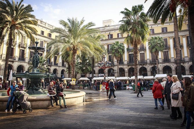 Barcelona Old Town & Gothic Quarter Small Group Tour - Santa Maria del Mar and the finish near Palau de la Música Catalana