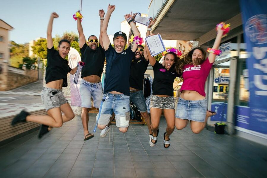 Barcelona: PADI Discover Scuba Diving - Who this experience fits best in Barcelona