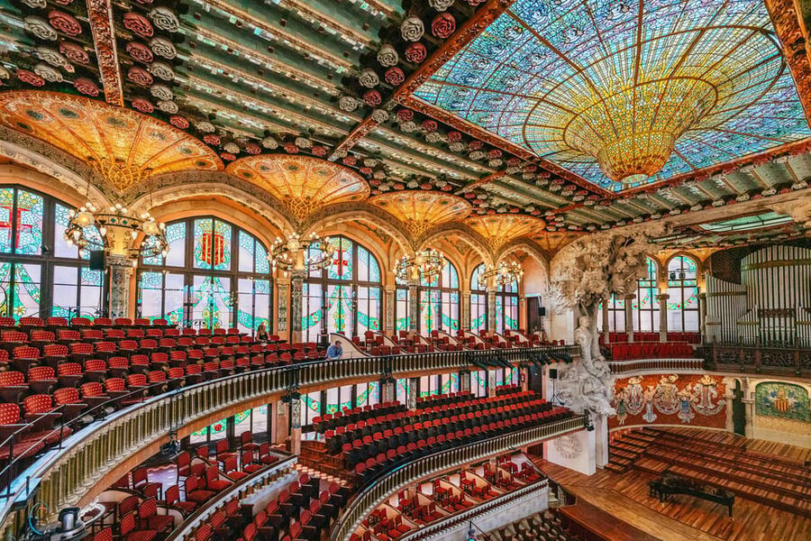 Barcelona: Palau de la Música Guided Tour - Start in the Rehearsal Hall, built on the Orfeó Català legacy