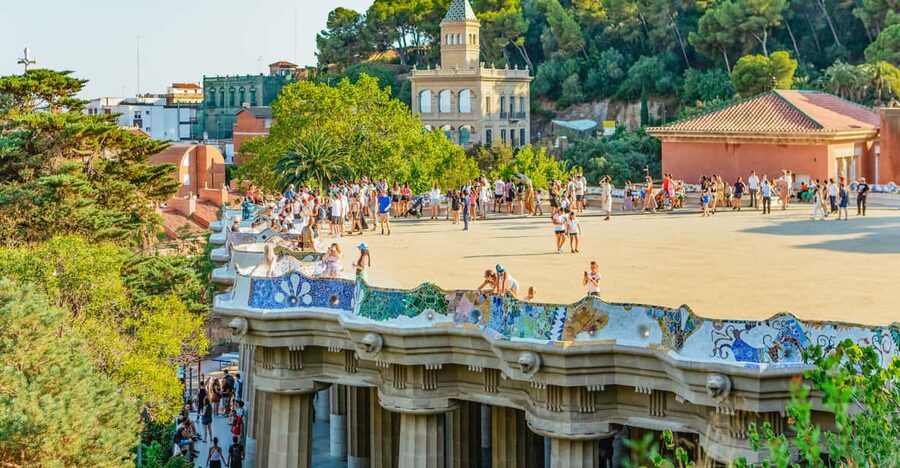 Barcelona: Park Güell Guided Tour & Priority Access - Meeting Point at Ctra. del Carmel, 23: How to Start Without Stress