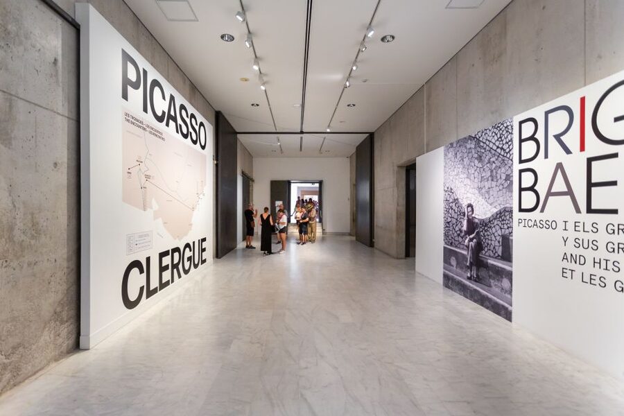 Barcelona: Picasso Museum Skip-the-Line Guided Tour - The 90-Minute Flow Inside the Picasso Museum