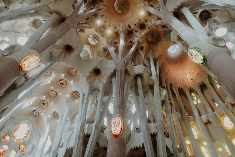 Barcelona: Sagrada Familia Fast-Track Guided Tour - Nativity and Passion Façades: Two Contrasting Stories in Stone