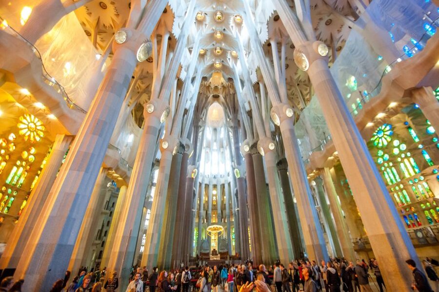 Barcelona: Sagrada Familia Guided Tour with Tower Access - Dress code you must follow before you even think about photos
