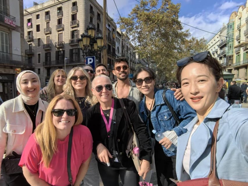 Barcelona & Sagrada Familia Half-Day Tour with Hotel Pickup - Key things that make this tour worth your time