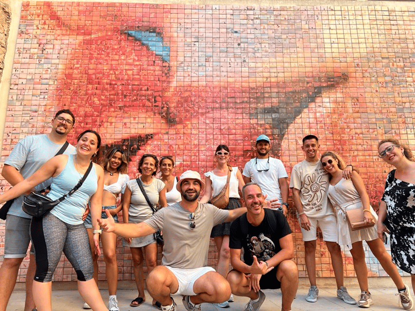 Barcelona: Sagrada Familia, Modernism, and Old Town Tour - Sagrada Família stop: what you see outside, and what to look for
