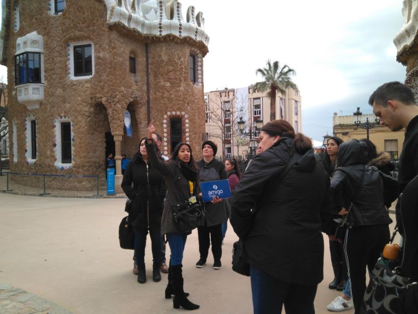 Barcelona: Sagrada Familia & Park Güell Guided Tour & Ticket - Key highlights worth knowing