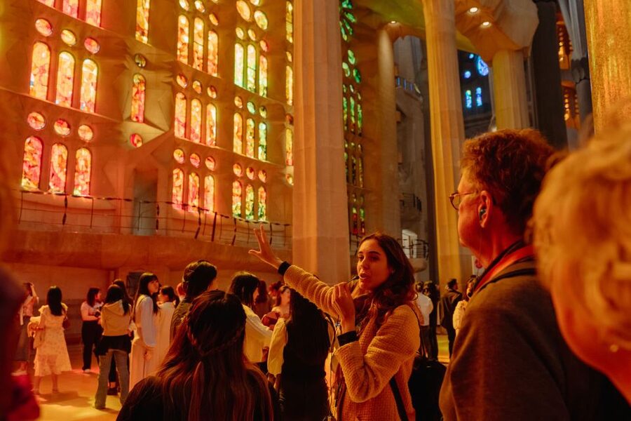 Barcelona: Sagrada Familia Tour w/Skip-the-Line Entry Ticket - Key moments that make this tour worth your time