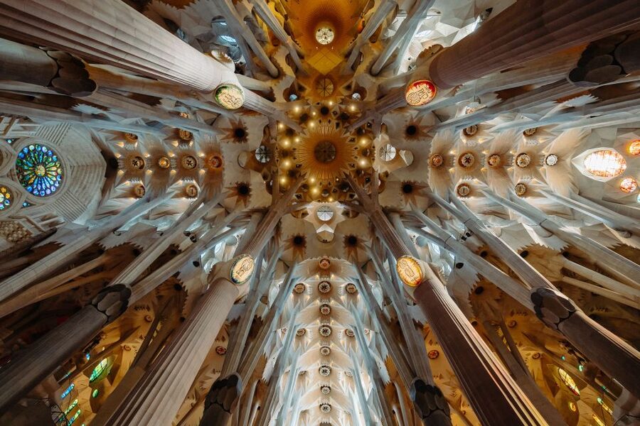 Barcelona: Sagrada Familia Tour w/Skip-the-Line Entry Ticket - Who this tour suits best (and who should skip it)