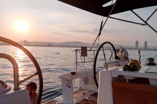 Barcelona Sensational Sunset Tour with Open Bar and Snacks - Stop 2: Frank Gehry’s fish sculpture in the Mediterranean light