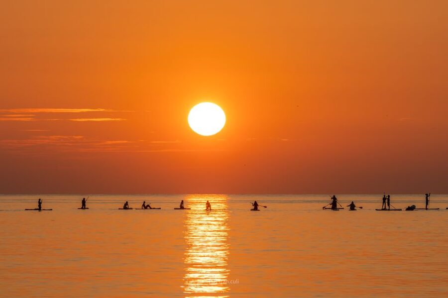 Barcelona: Sunrise Paddleboarding with Instructor and Photos - Break Time and Getting Back to Shore Calmly