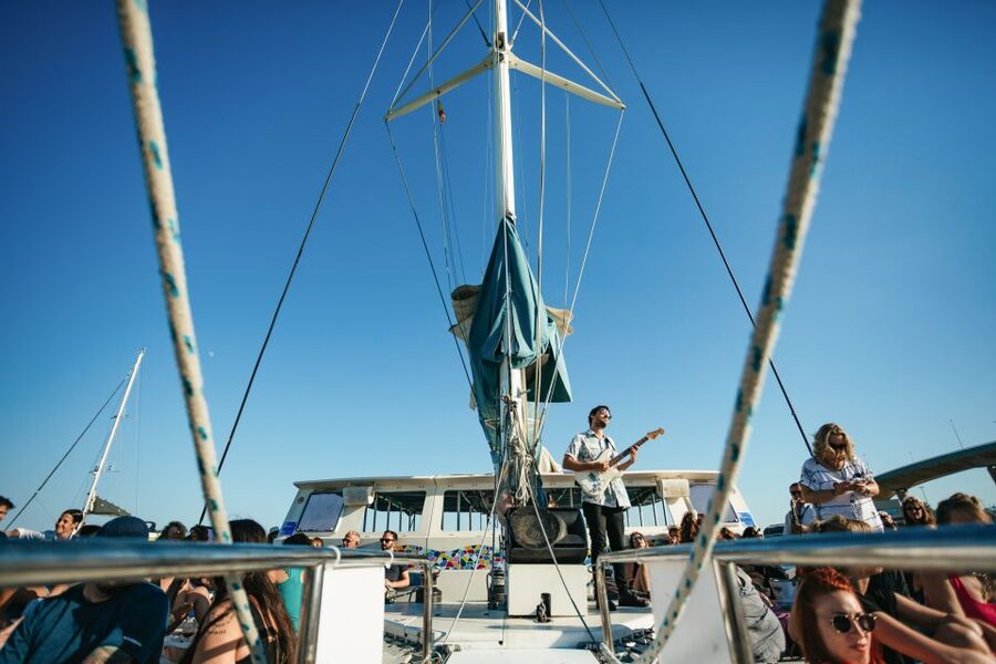 Barcelona: Sunset Catamaran Cruise with Live Music - Booking advice: should you book the sunset catamaran?