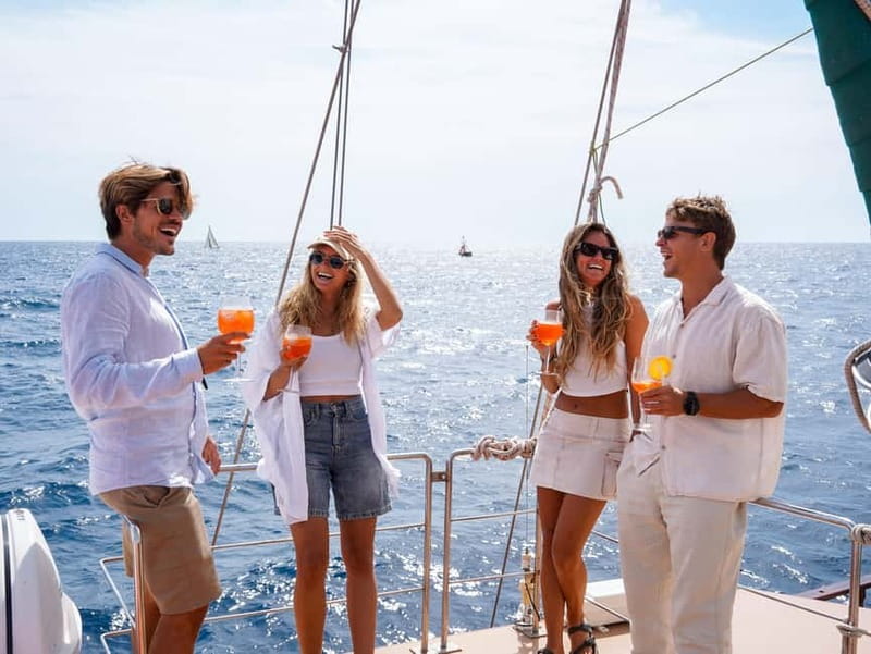Barcelona: Sunset Sailing Cruise with Live Music - Logistics That Affect Your Evening More Than You Think
