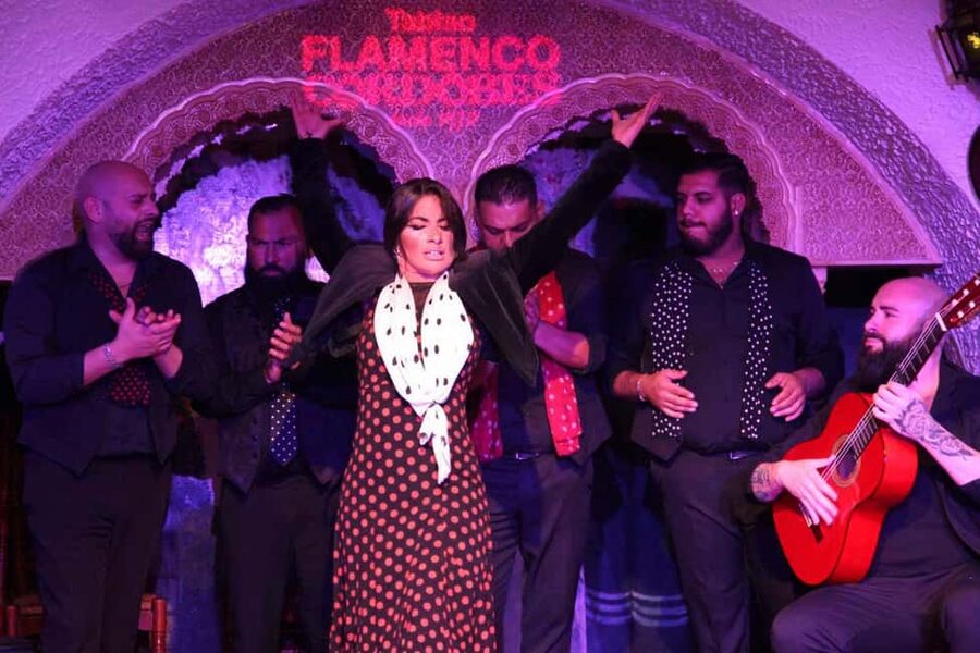 Barcelona: Tablao Flamenco Cordobes with Food/Drink Options - Key things to know before you go
