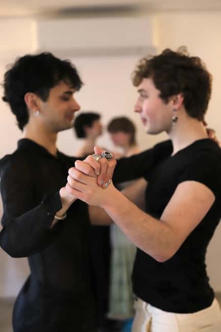 Barcelona: Tango Lesson with Drinks and Video - Should you book it?