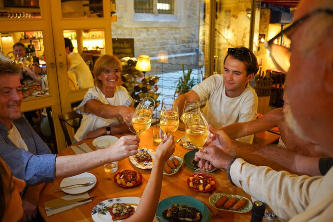 Barcelona Tapas and Wine Experience Small-Group Walking Tour - How walking, pacing, and group size affect your comfort