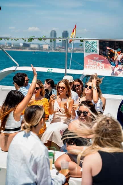 Barcelona: The Original Barcelona Boat Party - Meeting Outside the Coconut Club, Then Getting Pulled Into Party Mode