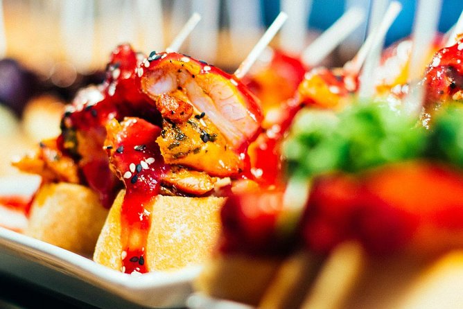 Barcelona With Locals: Wine and Tapas Private Tour - What makes a private wine and tapas tour work in Barcelona