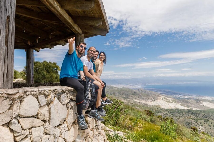 Benalmádena: Mount Calamorro Cable Car Ticket - The bird of prey show: a small add-on with big visual payoff