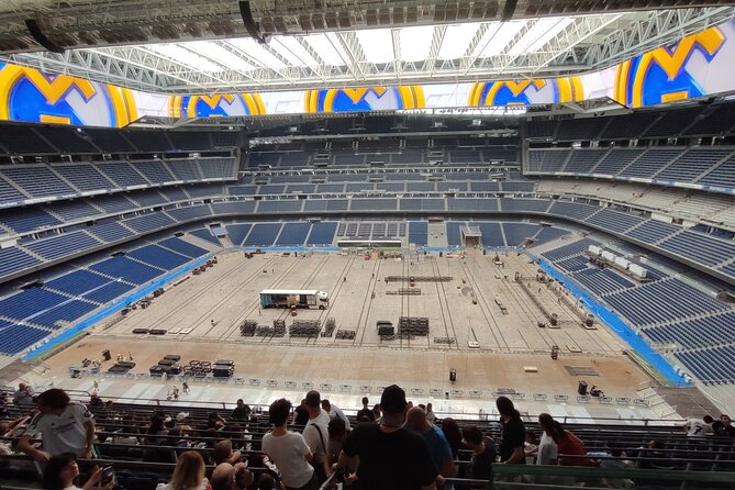 Bernabéu Stadium Guided Tour With Optional Megafan Upgrade - Women’s Team and Basketball: A Smart Detour From Matchday Focus