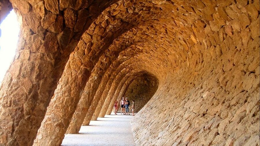 Best of Barcelona: Sagrada Familia & Park Guell with Pickup - La Sagrada Familia: how the guide sets you up for real meaning