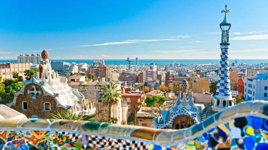 Best of Barcelona: Sagrada Familia & Park Guell with Pickup - Park Güell self-guided: best way to handle hills and find your rhythm
