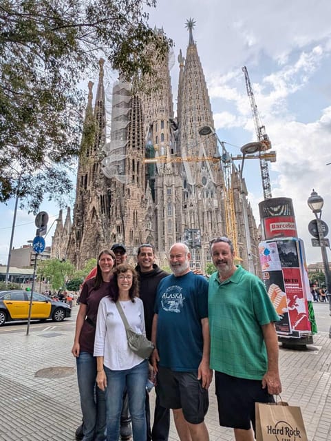 Best of Barcelona: Sagrada Familia & Park Guell with Pickup - Who should book this Barcelona highlights tour