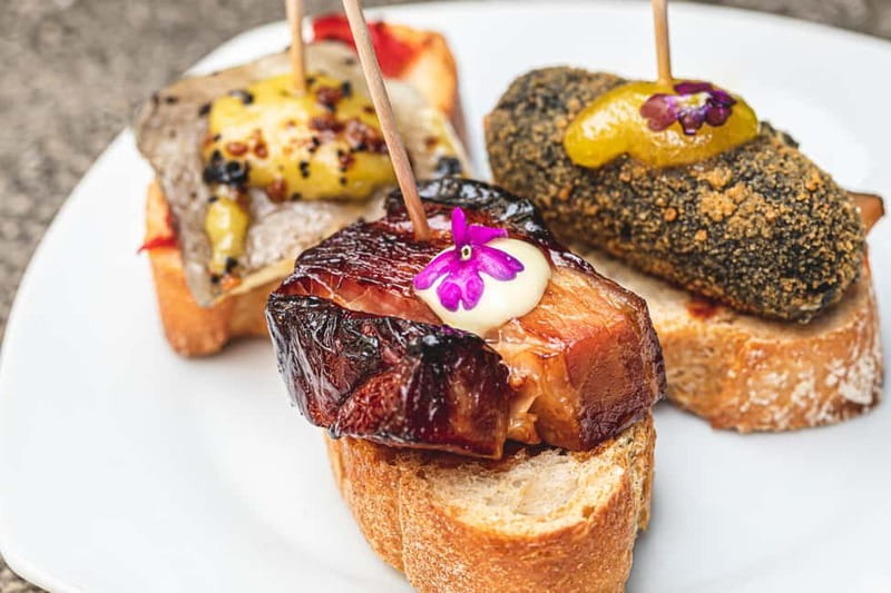 Bilbao: Basque Food Tour and Wine Tasting with Guide - Best day to do it, and how to pair it with your Bilbao plan