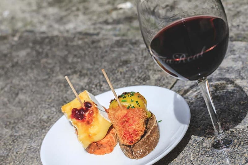 Bilbao: Basque Food Tour and Wine Tasting with Guide - Basque history and culture, served between bites
