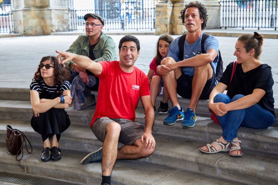 Bilbao: Exclusive Food & Wine Tasting Tour with Local Guide - Stop by stop, what you’re really learning at each bar