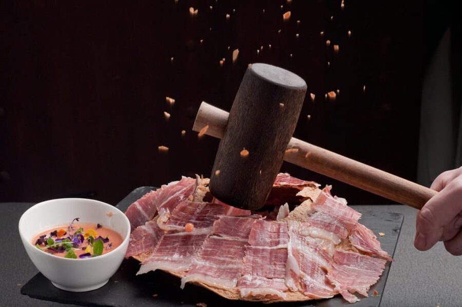 Bilbao: Guggenheim Secrets & Savor the Sea’s Treasures. VIP - Skip-the-line VIP entry: the quiet advantage