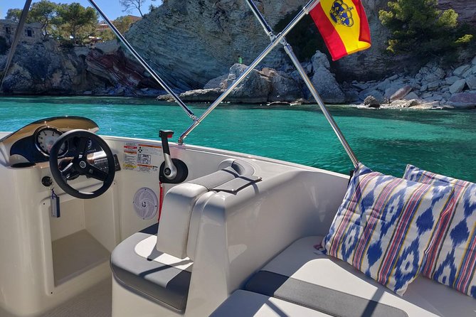 boat rental - Your confidence boost: the onboard orientation (Daniel, Carlos, Tobias)