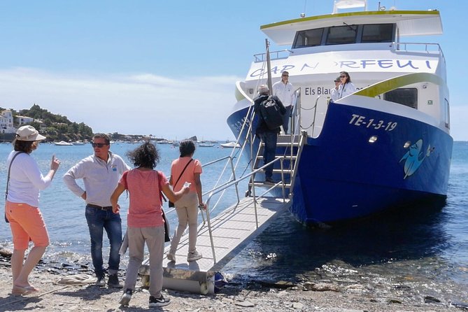 Boat Trip to Cadaqués from Roses with STOP 1:30h/2H/ in Cadaqués - Walking smart in Cadaqués: what I’d target first
