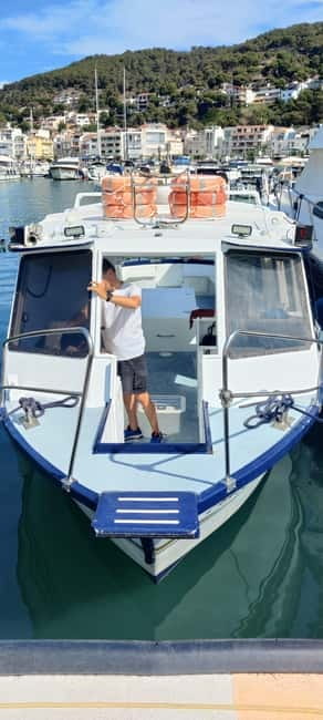 Boat trip to the Medes Islands, caves and stop for swimming - Key highlights I’d plan around