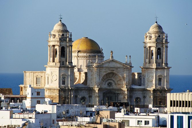 Cadiz and Jerez Day Trip from Seville - Group size and waiting time, how to stay in control