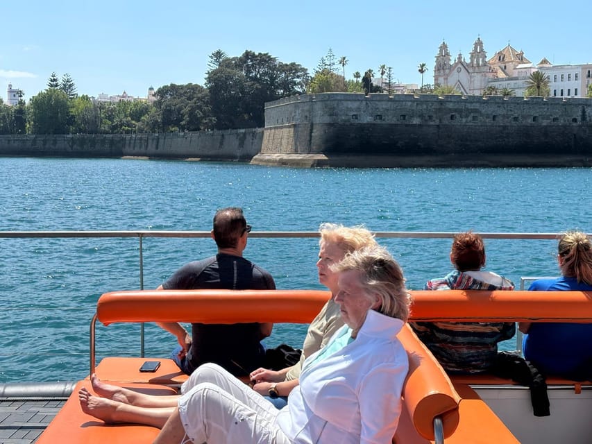 Cádiz: Sunset Catamaran Cruise Tours - Getting to the Port: Follow the Orange Arrows, Then Relax