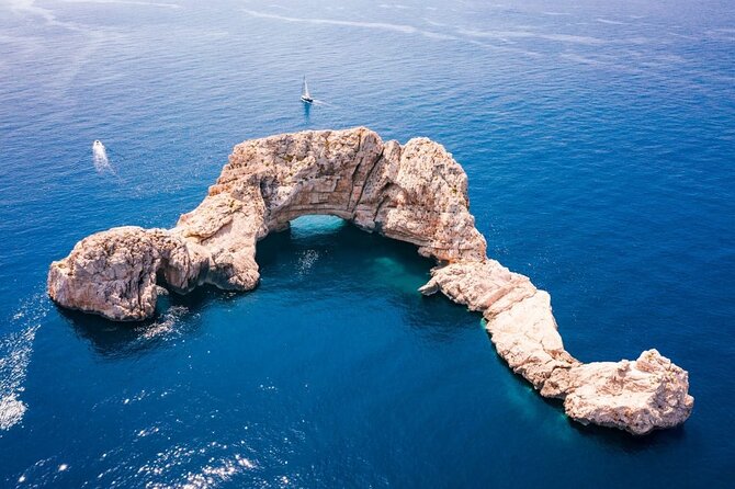 Cala Salada and Unspoiled North Beach Tour. Snorkelling and Aquarium - Cala Gracio pass-by: a famous hippy spot you can spot from the boat