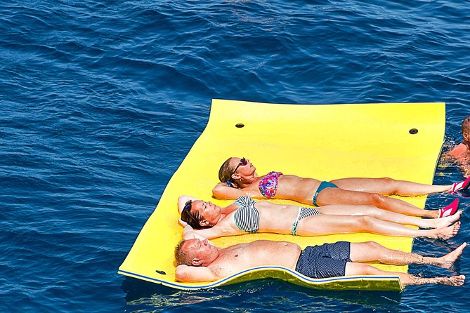 Cala Salada and Unspoiled North Beach Tour. Snorkelling and Aquarium - Cala Saladeta: a photo-friendly beach break and paella timing