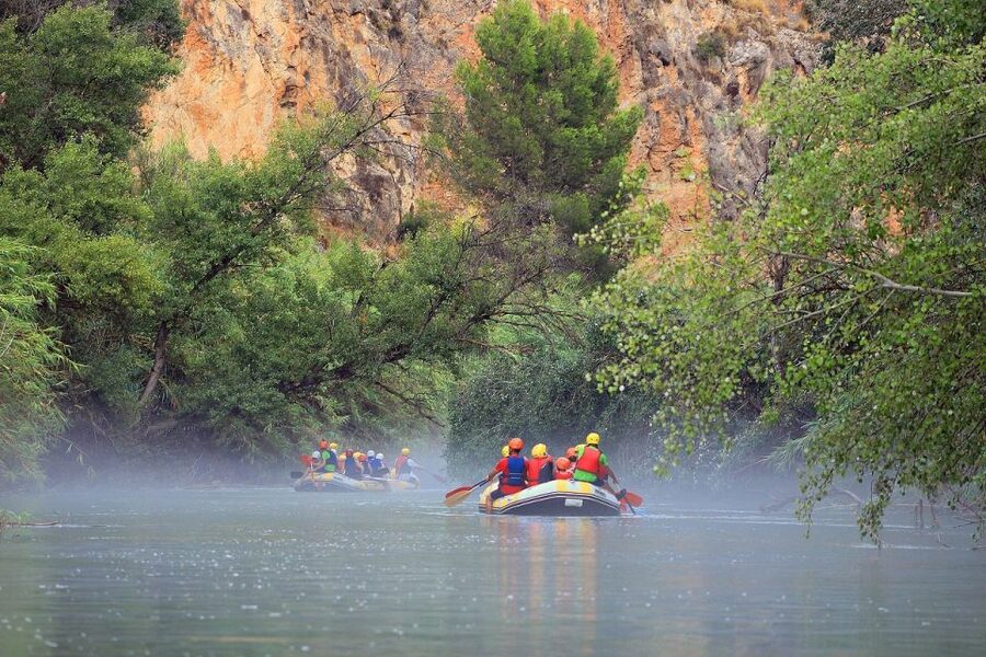 Calasparra: Almadenes Canyon Rafting with Caves and Rock Art - Almadenes Canyon rafting in Calasparra: what makes it special
