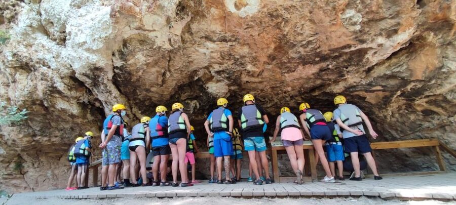 Calasparra: Almadenes Canyon Rafting with Caves and Rock Art - A viewpoint moment in the canyon: seeing the river like the guide does