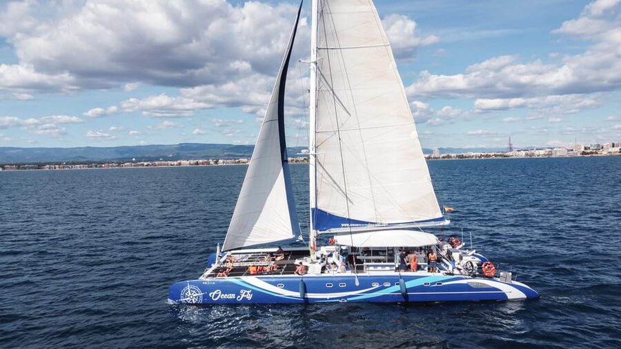Cambrils: Costa Daurada Sail Catamaran Cruise - The Free Bar: The Drinks Part Isn’t Just a Throw-In