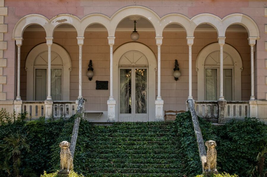 Cambrils: Parc Samà Entry Ticket - Oil Museum Mas del Miu: Km 0 tastings you can build into lunch
