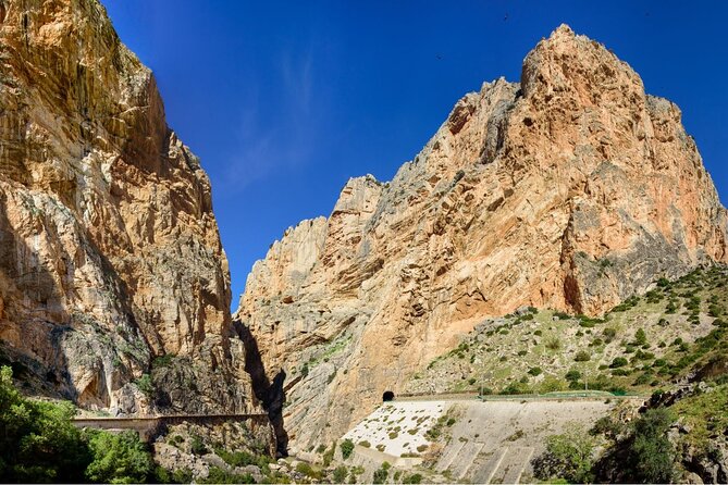 Caminito del Rey Day Trip from Costa del Sol - The Chocolate Staircase and King’s Bridge Photo Payoff