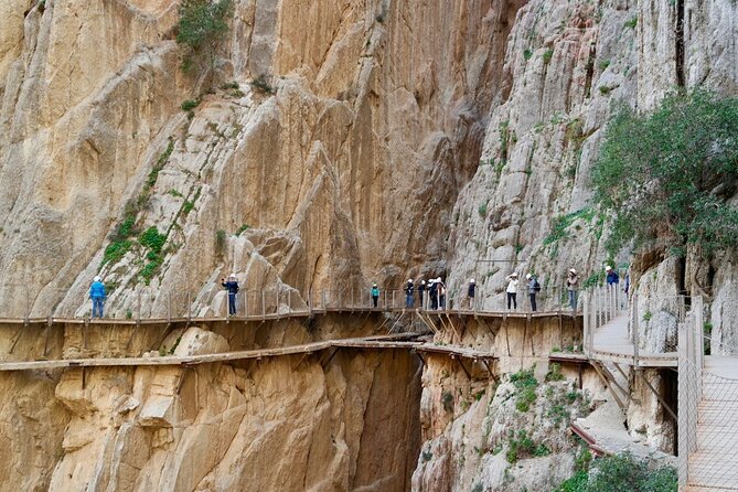Caminito del Rey Day Trip from Costa del Sol - El Chorro Reservoir Stop: Views and Breather Time