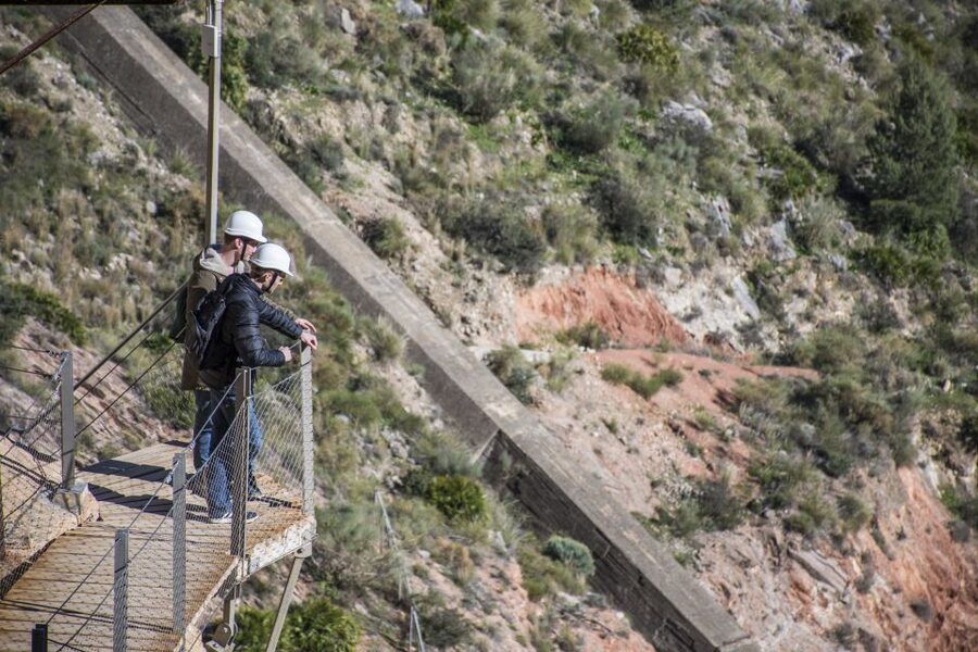Caminito del Rey: Guided Hiking Tour with Entrance Tickets - Views, Wildlife, and Why a Guide Improves the Whole Experience
